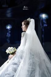 -LOVINA洛维娜婚纱礼服