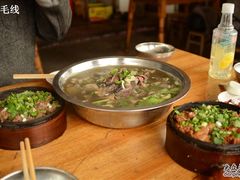 -谢老五跷脚牛肉·非遗传承店