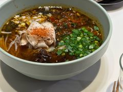 小锅米线-胡麻(静安嘉里店)