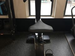 -汗水空间私教健身连锁(SM广场店)