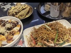 -禄粥·广府味·煲仔粥·宵夜·明档现做(江南西店)