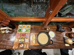 -银米·云南传统过桥米线(双廊黑金冠店)
