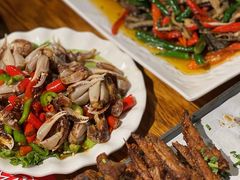 -李双猪·小龙虾·烧烤·羊肉煲(乐山店)