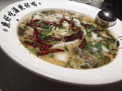 -江渔儿酸菜鱼(港湾1号店)