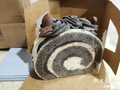 黑芝麻芝士犇犇卷-星巴克臻选(南通万象城1F店)
