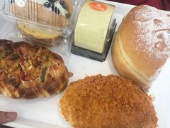 -Bread Talk 面包新语(荟聚店)