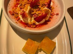 草莓慕斯-阿妮叶李(光谷世界城店)