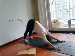 -Yvon yoga 瑜伽·精准体态管理中心