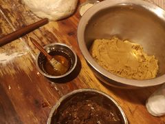 红糖馅-盔盔仔方酥锅盔(什字上街店)