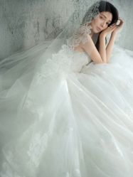 -第一夫人婚纱摄影(南京店)