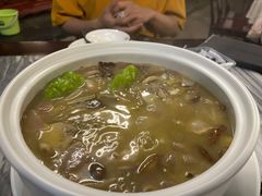 -蔼若春.传承三十年云南菜(金碧公园店)