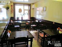 -王记酱骨头馆(新华路一店)