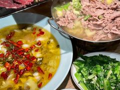 -肖四女乐山跷脚牛肉(滨江天街店)