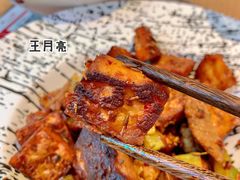 脆香牛肉炒馕-壹粉屋新疆炒米粉(建外SOHO东区店)