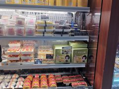 面包甜点陈列柜-丁香西饼屋(桂林路店)