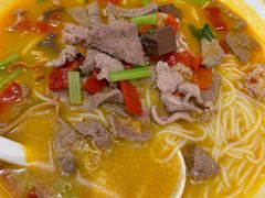 -粉小主·贵州酸汤牛肉粉(南京仙林金鹰店)