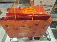 -VENCHI 闻绮(北京国贸商城店)