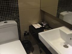 -上海御花园酒店