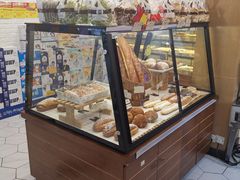 面包甜点陈列柜-光明牛奶棚(南泉店)