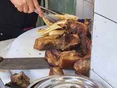 -铁东熏肉大饼铺老二马路黑牌子