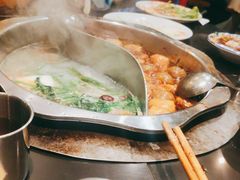 -重庆风光老灶火锅城(同德广场店)