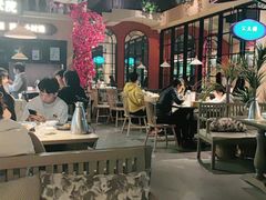 大堂-前海沿·青岛菜(李沧万达店)