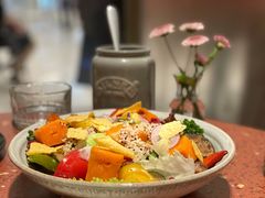 烤南瓜藜麦沙拉-La Terre乐田(万象城店)