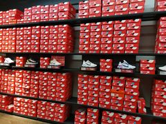-NIKE上海青浦优选体验店