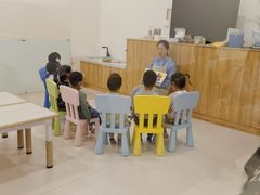 -KidsHome毅英宝贝家早教托育中心