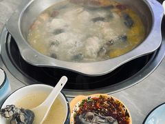 -光头药膳鸡(莱茵小镇店)