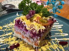 皇后沙拉-米德维奇俄式西餐厅(西六道街店)