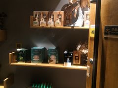 -泰·菩提树下[泰式按摩x精油SPAx肩颈头疗](新景店)