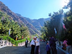 -鸡鸣山旅游风景区