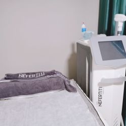 -첫번째 初见美学中心