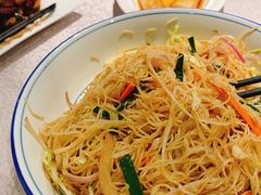 -五稻厨房粤西菜(新闻店)