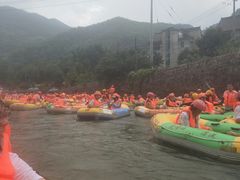 -虎啸峡漂流