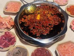 -九尺赵老四鲜鹅肠火锅
