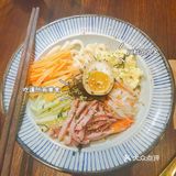 这款饮品味道太赞了，里面还有爆珠