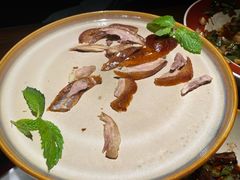 -青年公社烤鸭(熙悦天街店)
