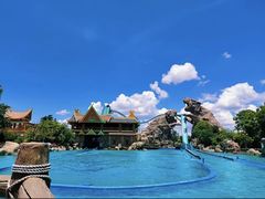 -七彩云南欢乐世界