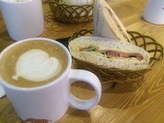 -Who乎coffee&bar