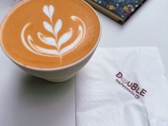 -DOUBLE HAPPINESS 双喜面包咖啡