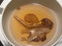 -余欢领鲜火锅(新街口店)