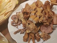 -那家老院子东北菜·饺子·小鸡炖蘑菇(艳华街店)