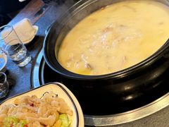 -大匠工房古船木艺术餐厅·猪肚鸡专门店(长白仙岛店)