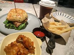 -必胜客(骡马市店)