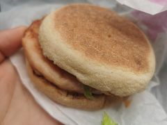 -麦当劳(长江西路得来速店)