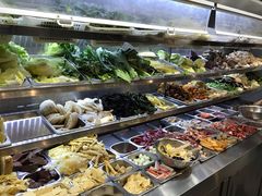 -愉肴麻辣香锅(中山路店)