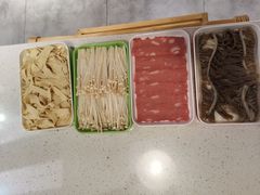 -五味缘小郡肝串串火锅(泛悦城市奥特莱斯店)