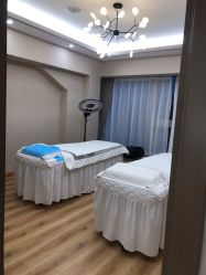 -爱小小美甲美学